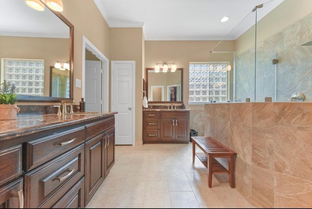 2903 Harvest Hill Drive, Friendswood, TX 77546