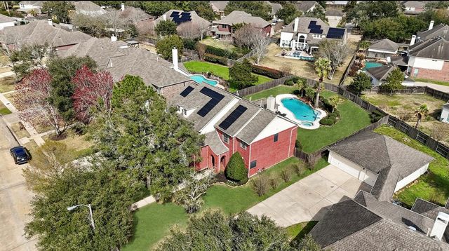 2903 Harvest Hill Drive, Friendswood, TX 77546