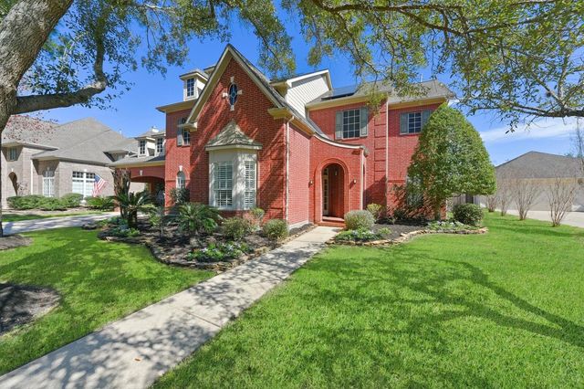 2903 Harvest Hill Drive, Friendswood, TX 77546