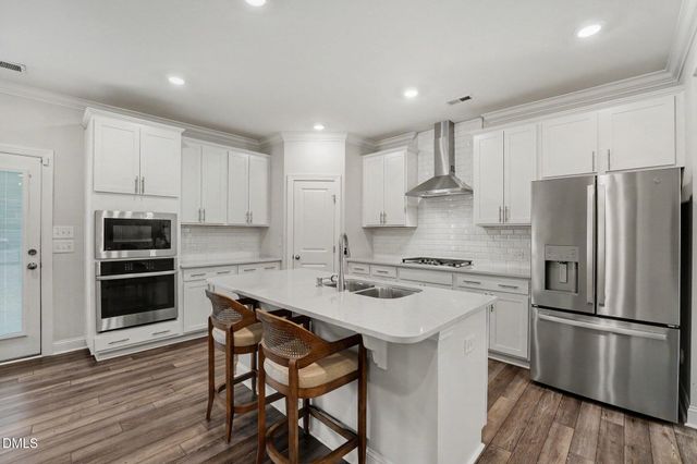 1033 Bellewood Park Drive, Angier, NC 27501