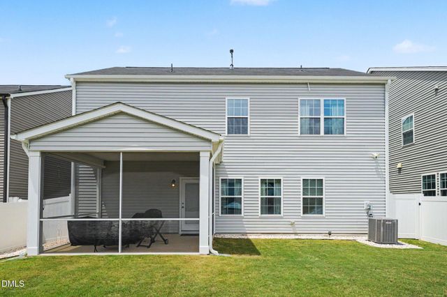 1033 Bellewood Park Drive, Angier, NC 27501
