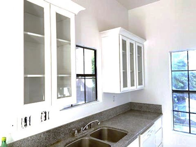 10531 Lakeside Drive I, Garden Grove, CA 92840