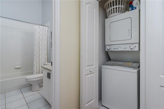 8065 Tiger CV 1611, Naples, FL 34113