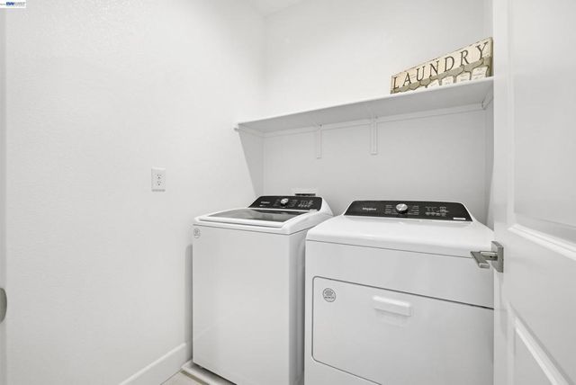 168 E Calder Dr, Mountain House, CA 95391