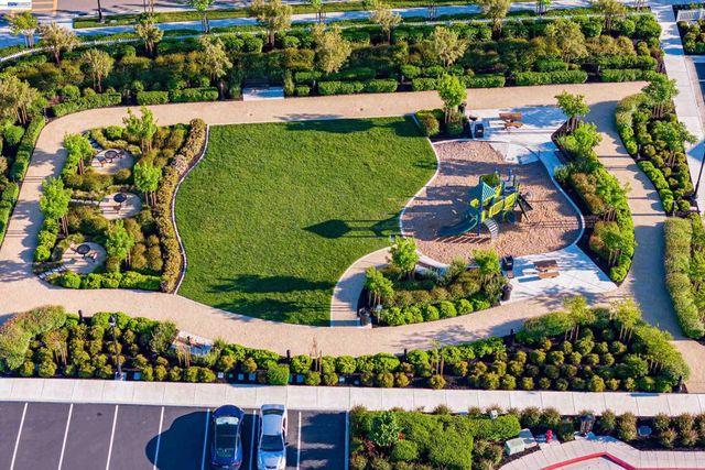 168 E Calder Dr, Mountain House, CA 95391