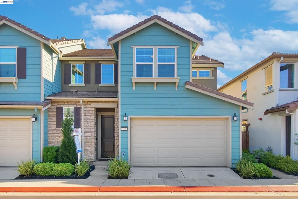 168 E Calder Dr, Mountain House, CA 95391