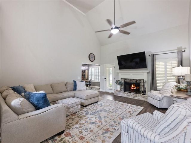 727 Brannon Holder Road, Winder, GA 30680