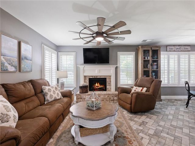 727 Brannon Holder Road, Winder, GA 30680