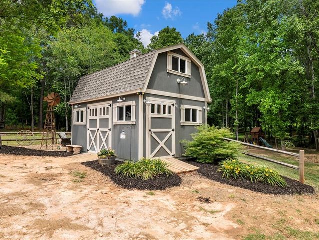 727 Brannon Holder Road, Winder, GA 30680