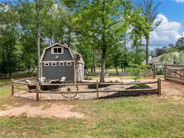 727 Brannon Holder Road, Winder, GA 30680