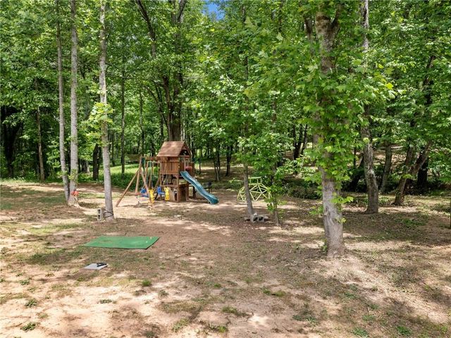 727 Brannon Holder Road, Winder, GA 30680