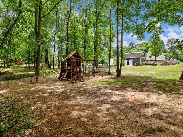 727 Brannon Holder Road, Winder, GA 30680