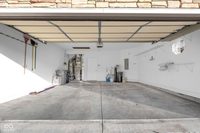 11226 Avila Way, Fishers, IN 46038