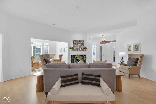 11226 Avila Way, Fishers, IN 46038