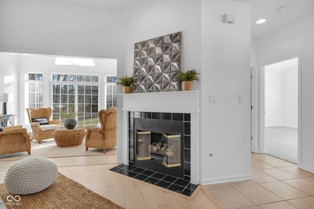 11226 Avila Way, Fishers, IN 46038