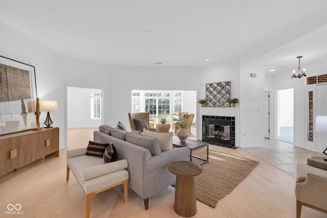 11226 Avila Way, Fishers, IN 46038