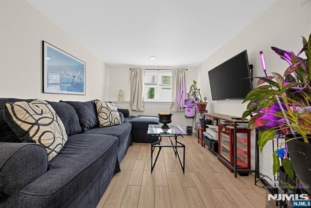 141 Highland Avenue, Bergenfield, NJ 07621