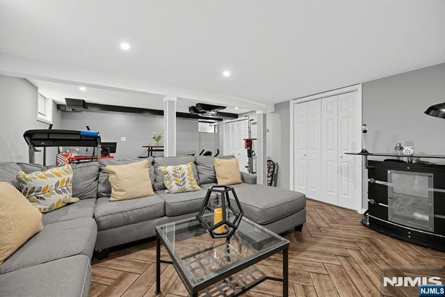 141 Highland Avenue, Bergenfield, NJ 07621