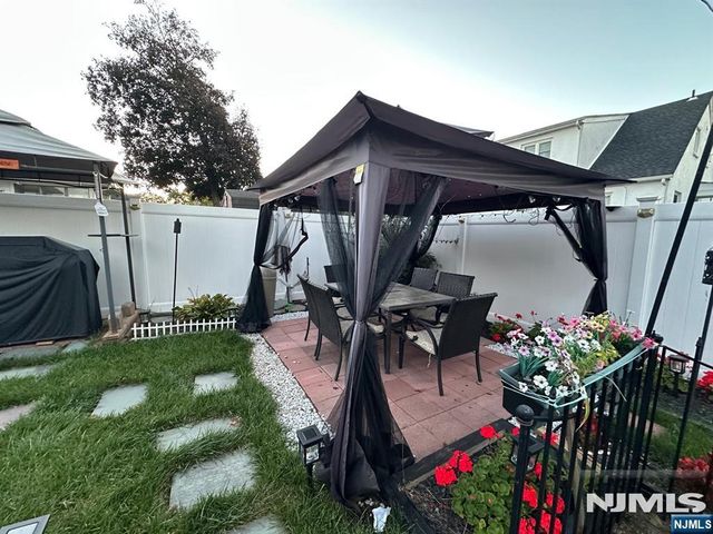 141 Highland Avenue, Bergenfield, NJ 07621