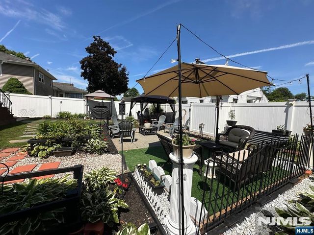 141 Highland Avenue, Bergenfield, NJ 07621