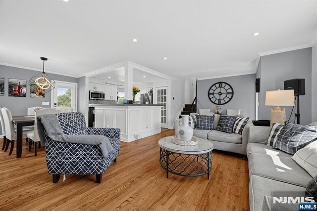141 Highland Avenue, Bergenfield, NJ 07621