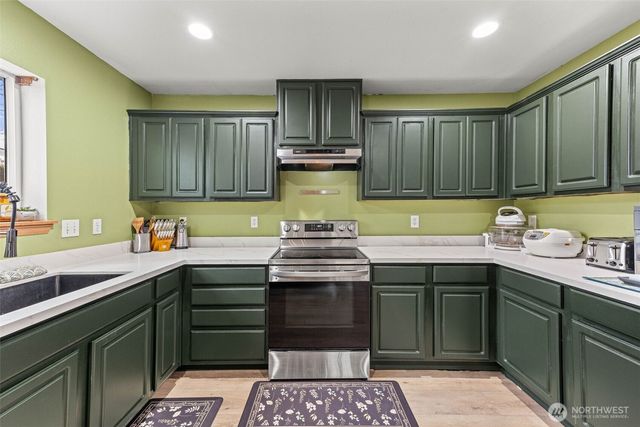 5770 Arcarro Court SE, Lacey, WA 98503