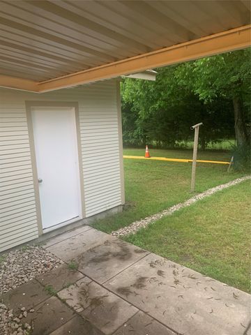 1210 N Frances Street, Terrell, TX 75160