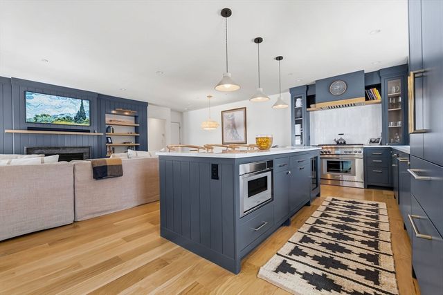 8 Milk Street B, Newburyport, MA 01950