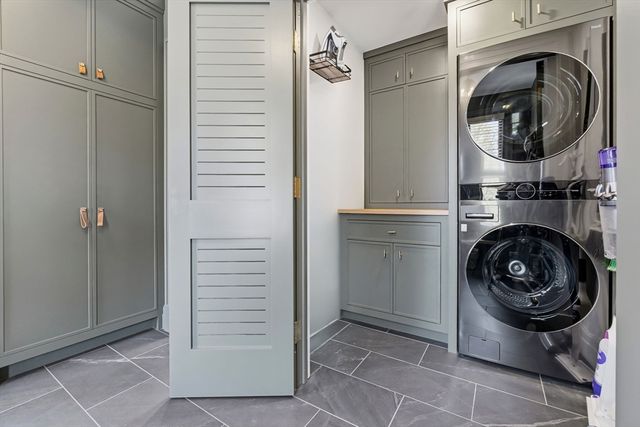 8 Milk Street B, Newburyport, MA 01950