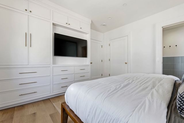 8 Milk Street B, Newburyport, MA 01950