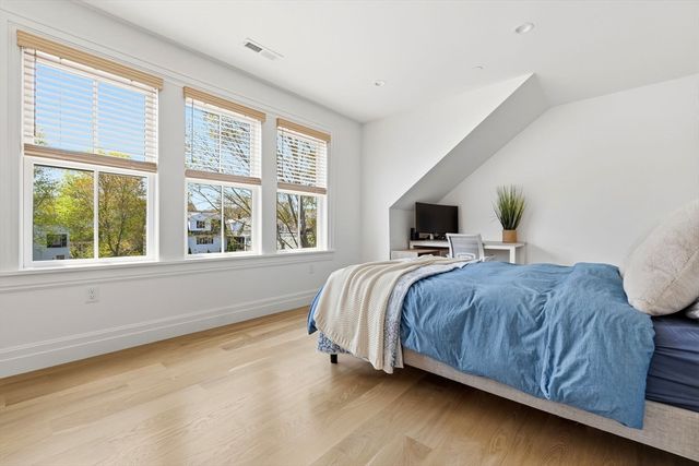 8 Milk Street B, Newburyport, MA 01950