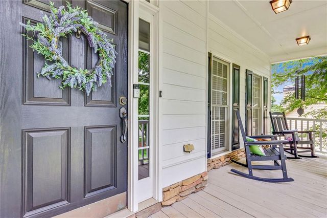 44 Valleyside Drive S, Dallas, GA 30157