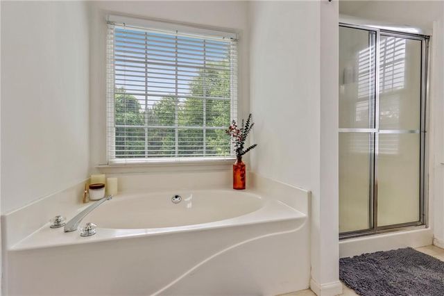 44 Valleyside Drive S, Dallas, GA 30157