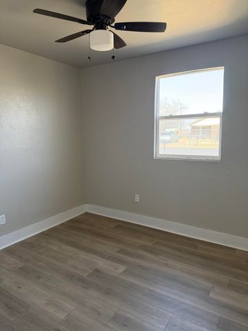 2906 Beech Avenue, Lubbock, TX 79404