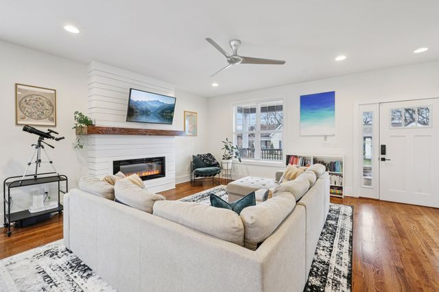 1908 12th Ave, N, Nashville, TN 37208