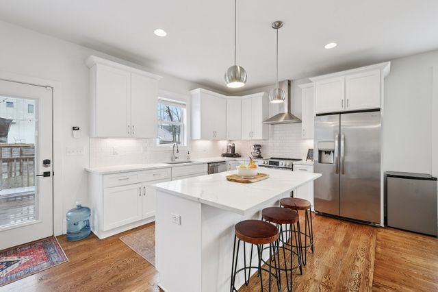 1908 12th Ave, N, Nashville, TN 37208