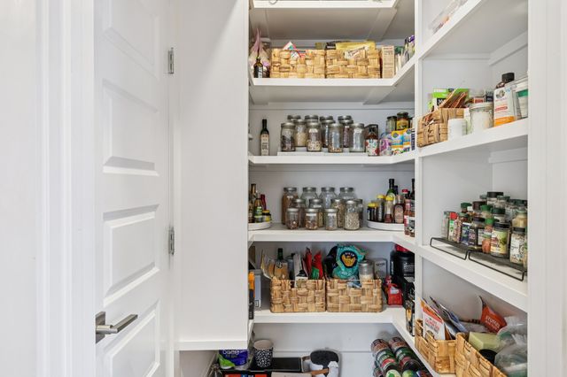 1908 12th Ave, N, Nashville, TN 37208