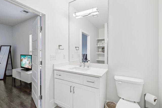 1908 12th Ave, N, Nashville, TN 37208