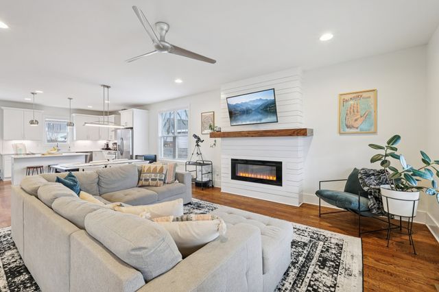 1908 12th Ave, N, Nashville, TN 37208