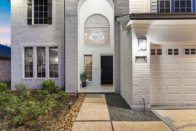 19251 Hopeview Court, Katy, TX 77449