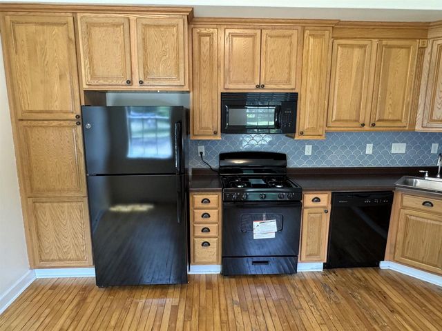 189 S High Street, Janesville, WI 53548