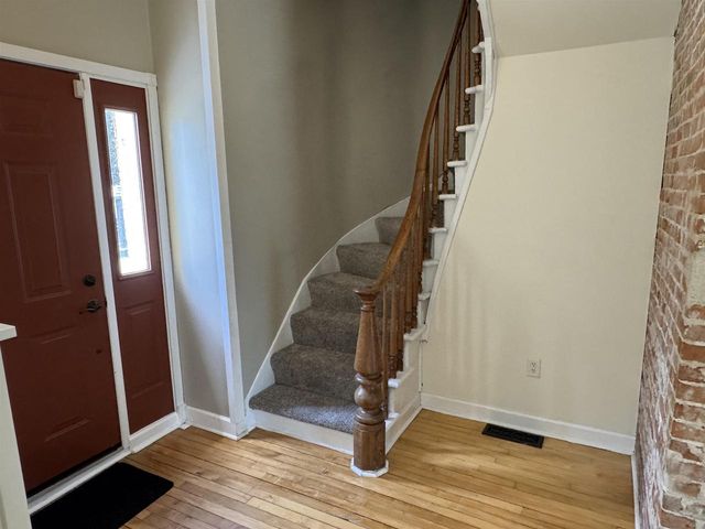 189 S High Street, Janesville, WI 53548