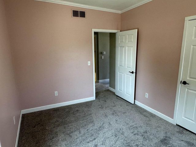 189 S High Street, Janesville, WI 53548