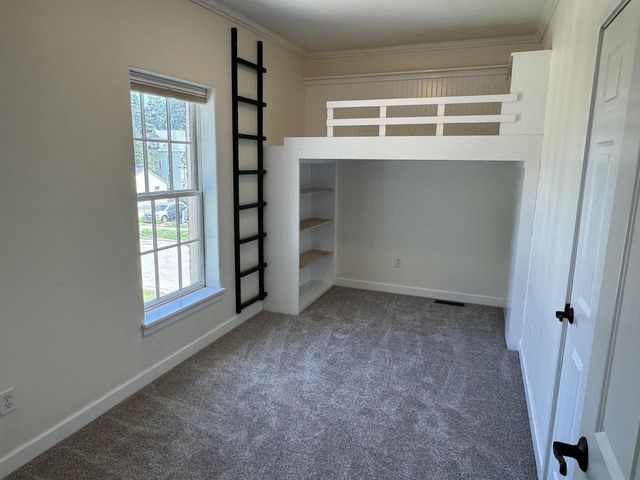 189 S High Street, Janesville, WI 53548