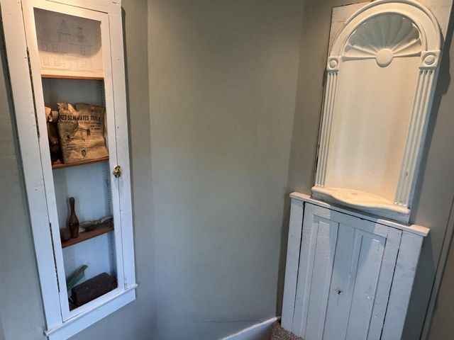 189 S High Street, Janesville, WI 53548