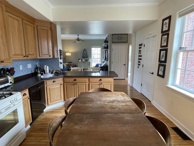 189 S High Street, Janesville, WI 53548
