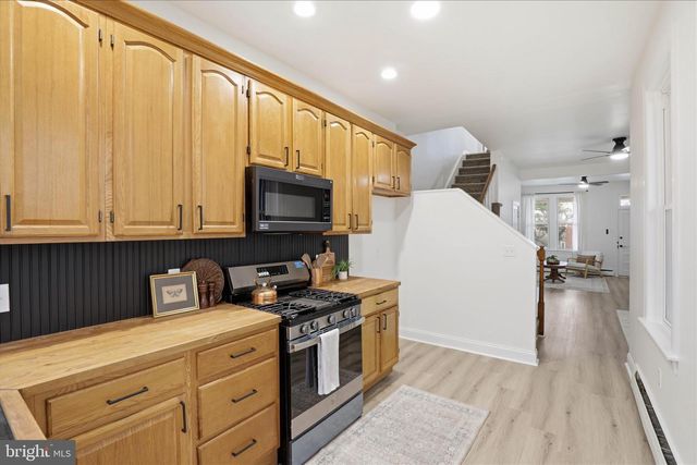 327 HAZEL ST, Lancaster, PA 17603