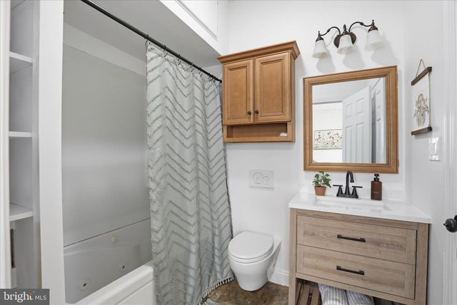 327 HAZEL ST, Lancaster, PA 17603