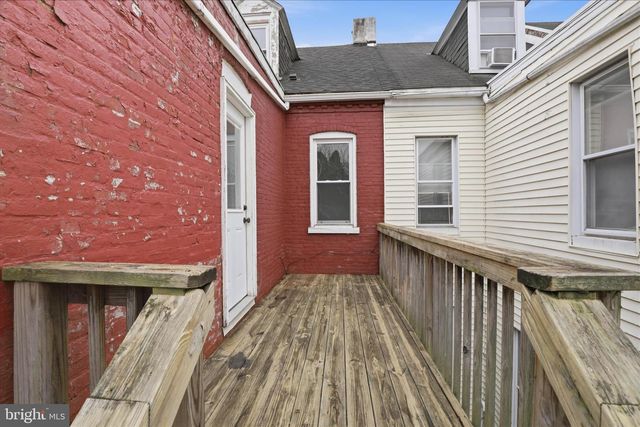 327 HAZEL ST, Lancaster, PA 17603