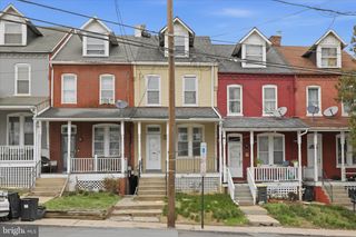 327 HAZEL ST, Lancaster, PA 17603